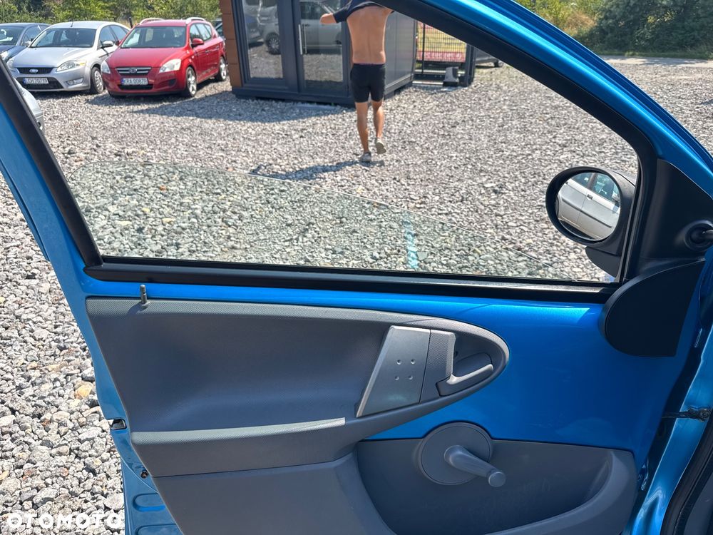 Peugeot 107 1.0 Trendy - 11