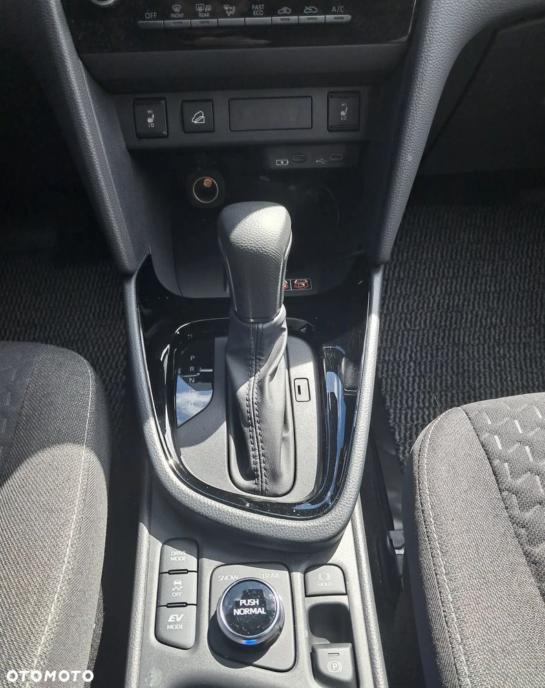 Toyota Yaris Cross Hybrid 1.5 Style - 12