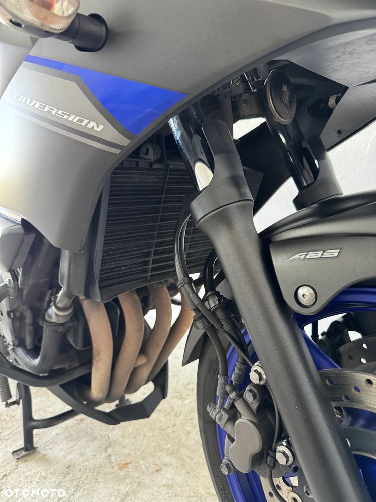 Yamaha XJ - 13