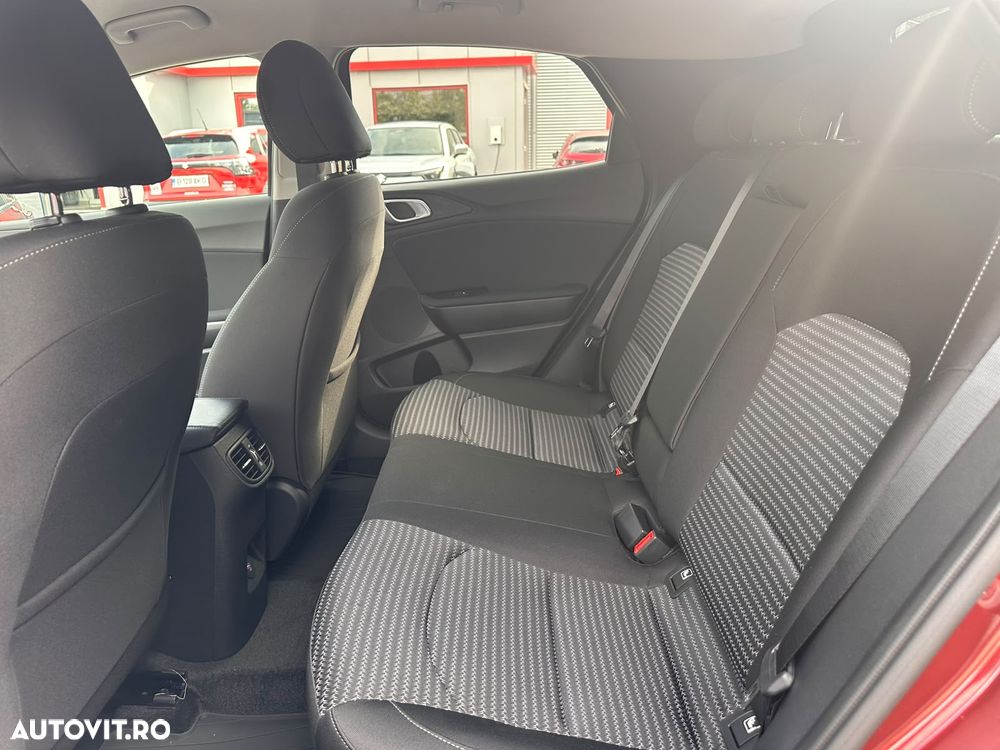 Kia XCeed 1.6 T-GDI 7DCT City - 12