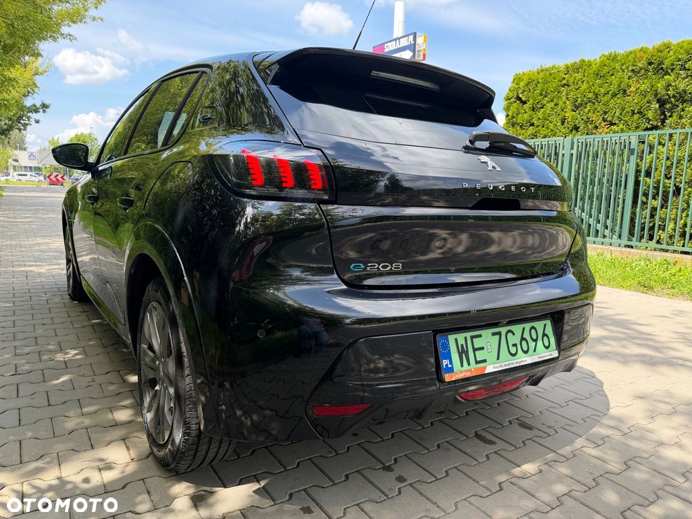 Peugeot 208 Allure - 5