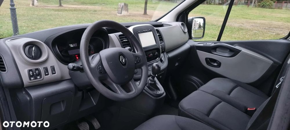 Renault Trafic - 13