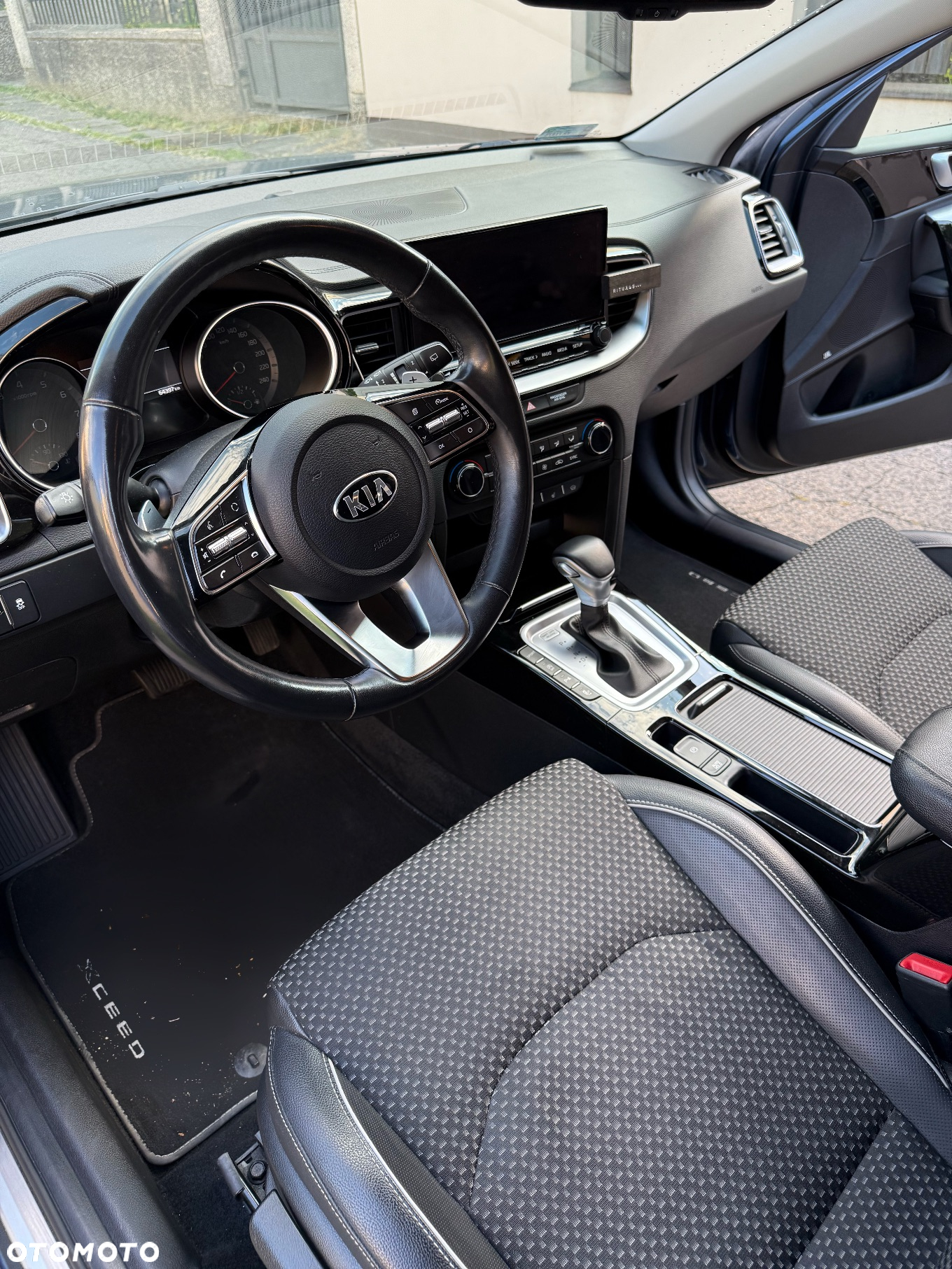 Kia XCeed 1.6 T-GDI L DCT - 11
