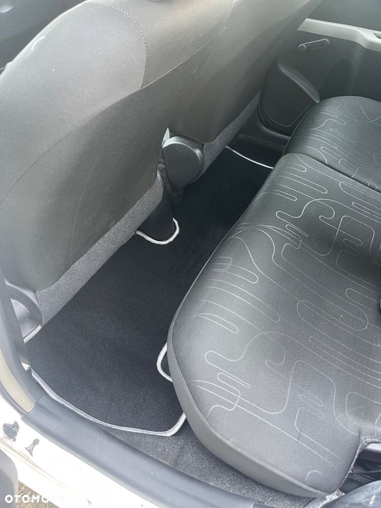 Toyota Yaris 1.0 VVT-i Style - 12