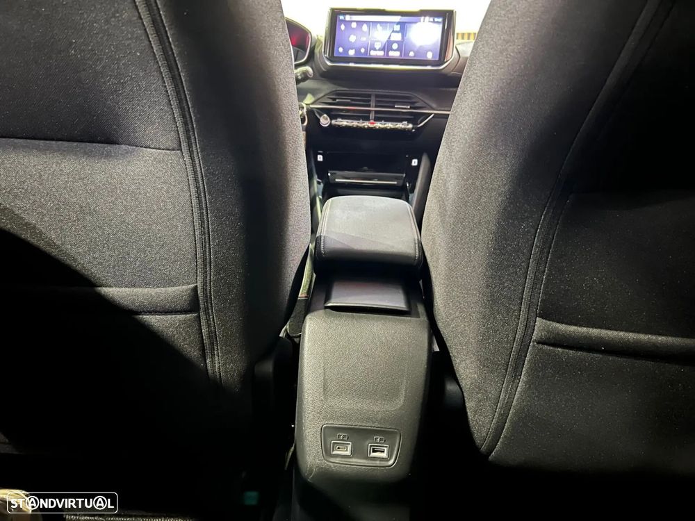 Peugeot 208 1.2 Hybrid Allure e-DCS6 - 24