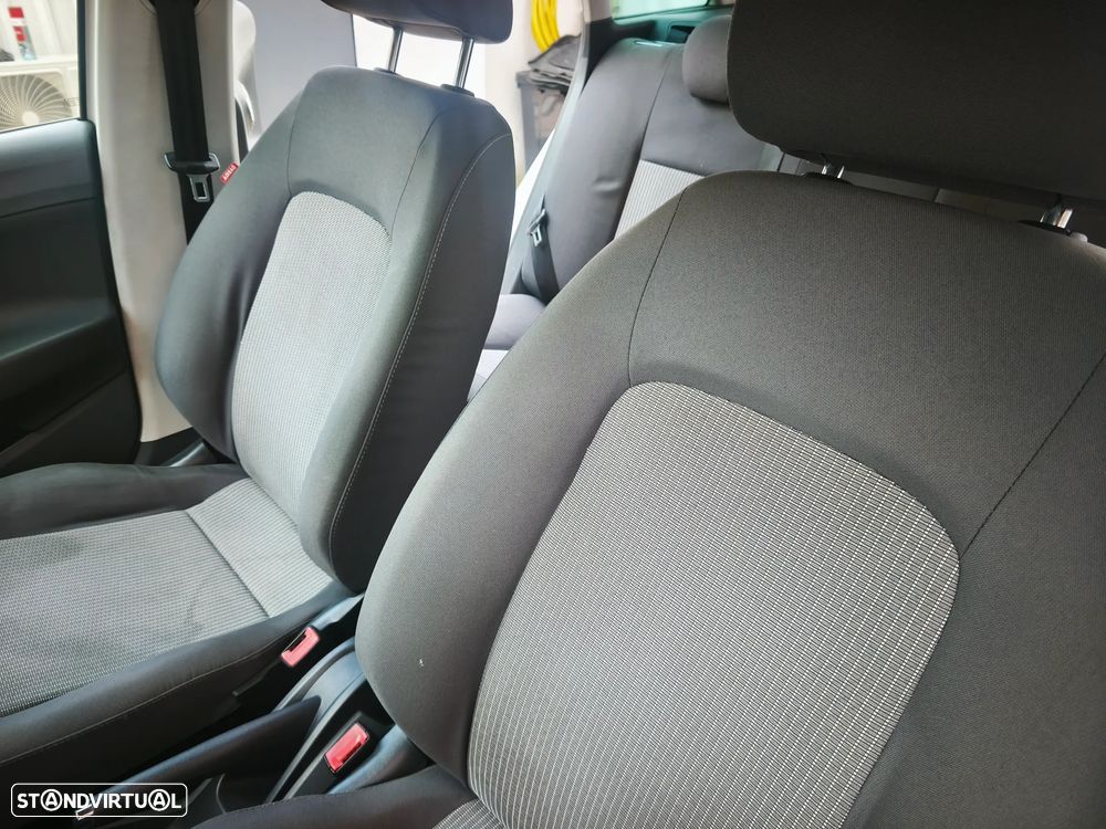 SEAT Ibiza ST 1.6 TDI Style DPF - 15