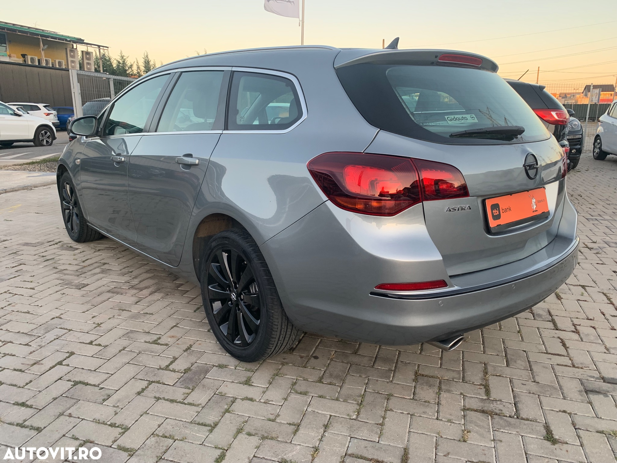 Opel Astra - 7