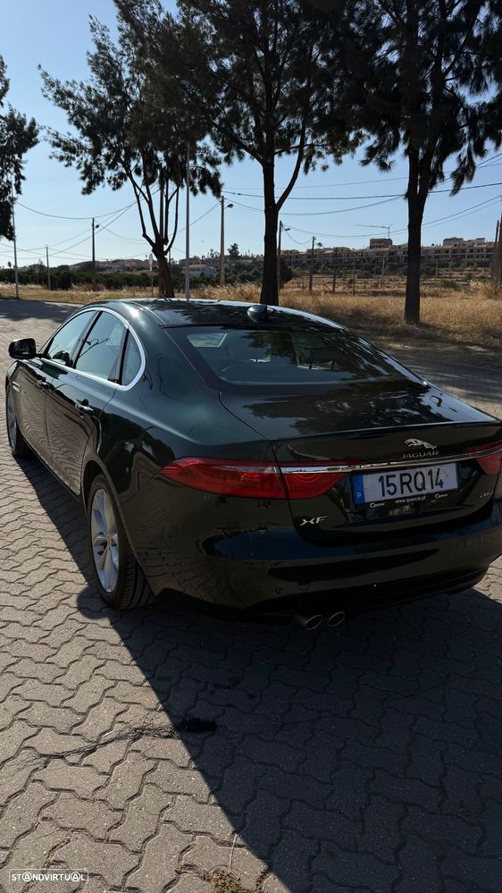 Jaguar XF 2.0 D Prestige Aut. - 3