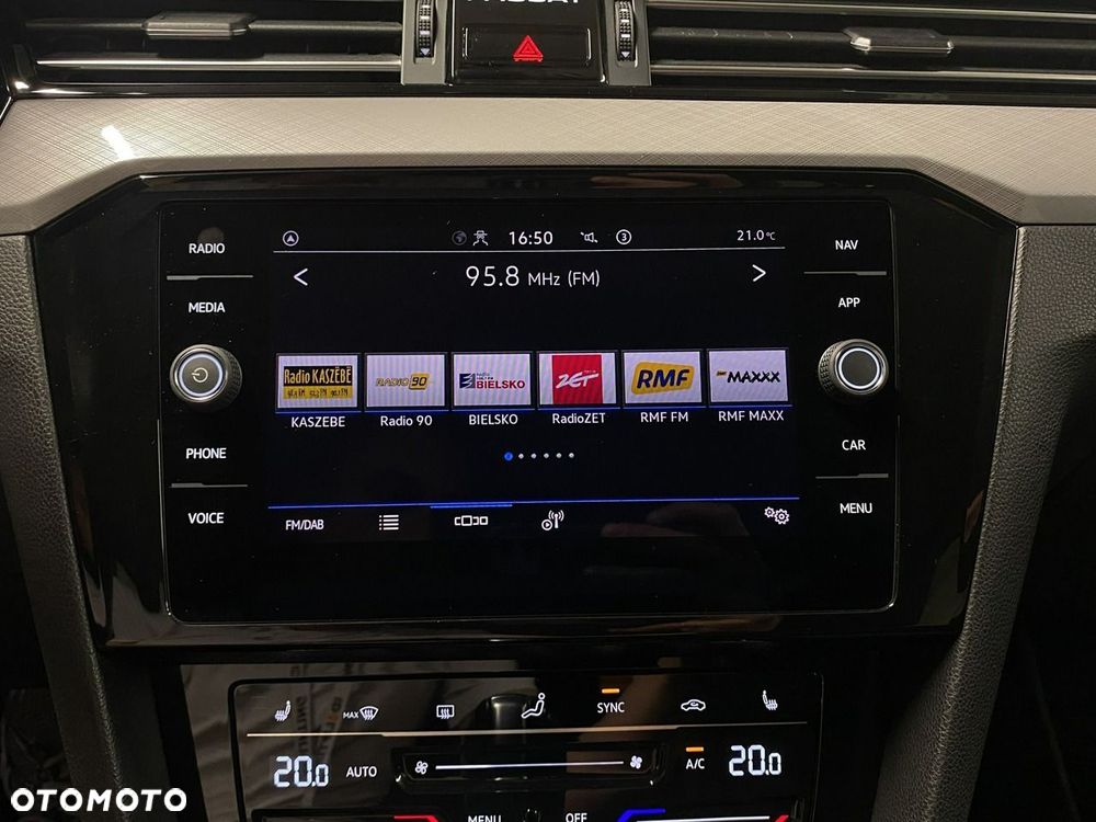 Volkswagen Passat Variant - 28