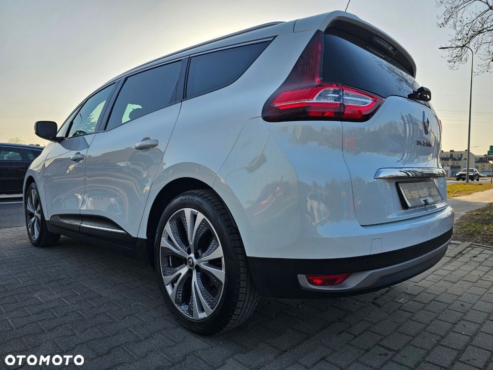 Renault Grand Scenic - 8