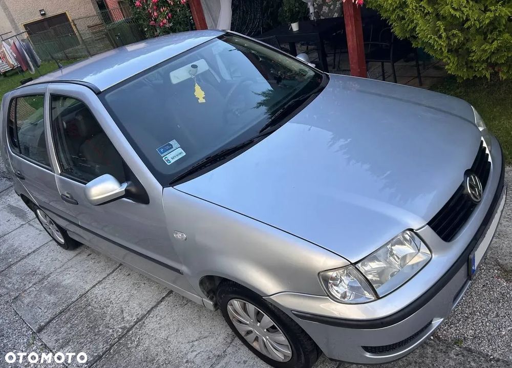 Volkswagen Polo - 1