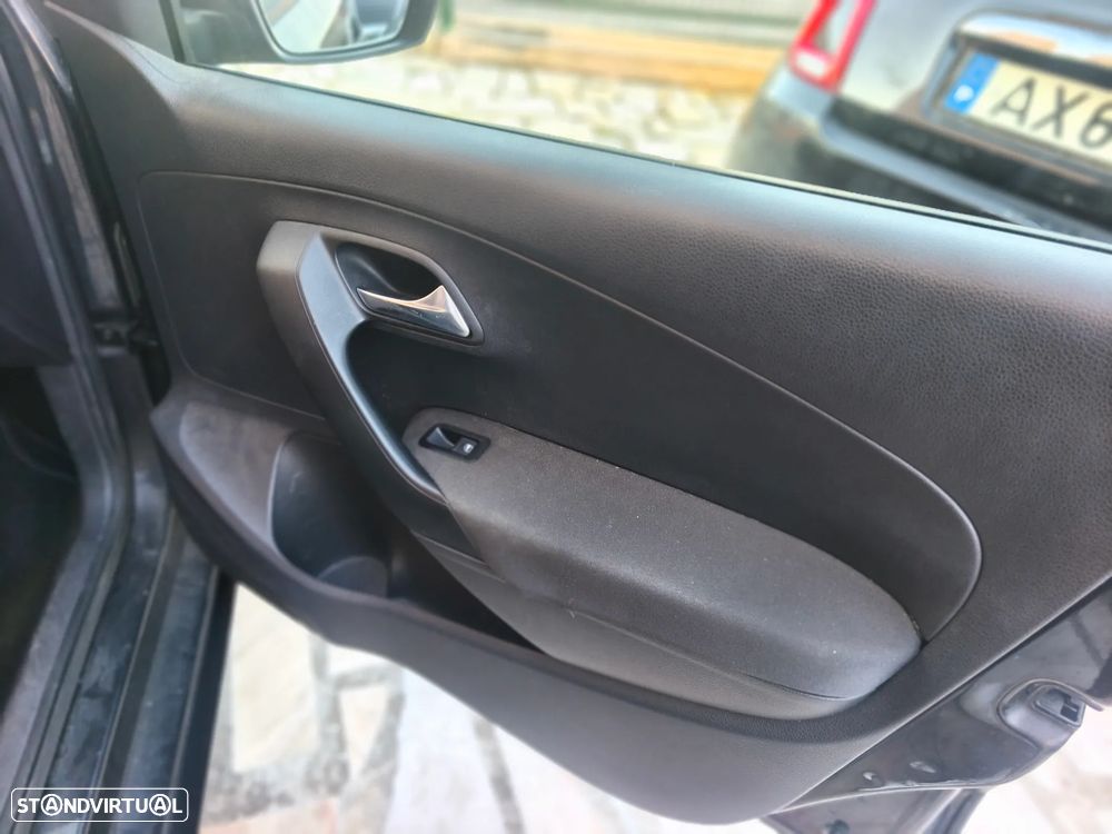 VW Polo 1.2 Highline - 11