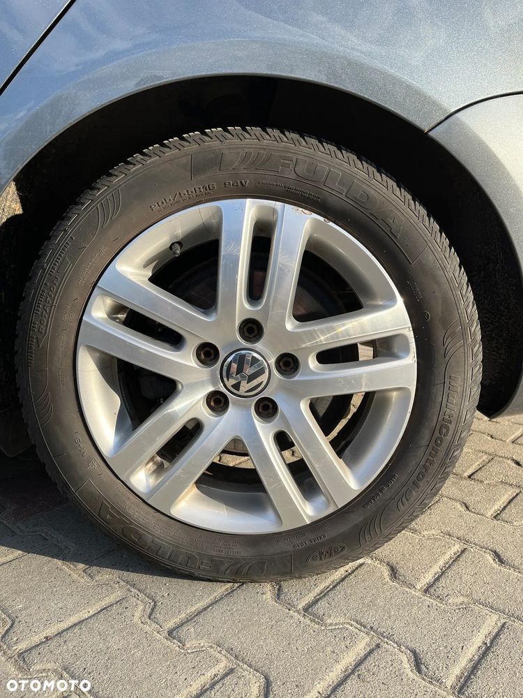 Volkswagen Golf - 29