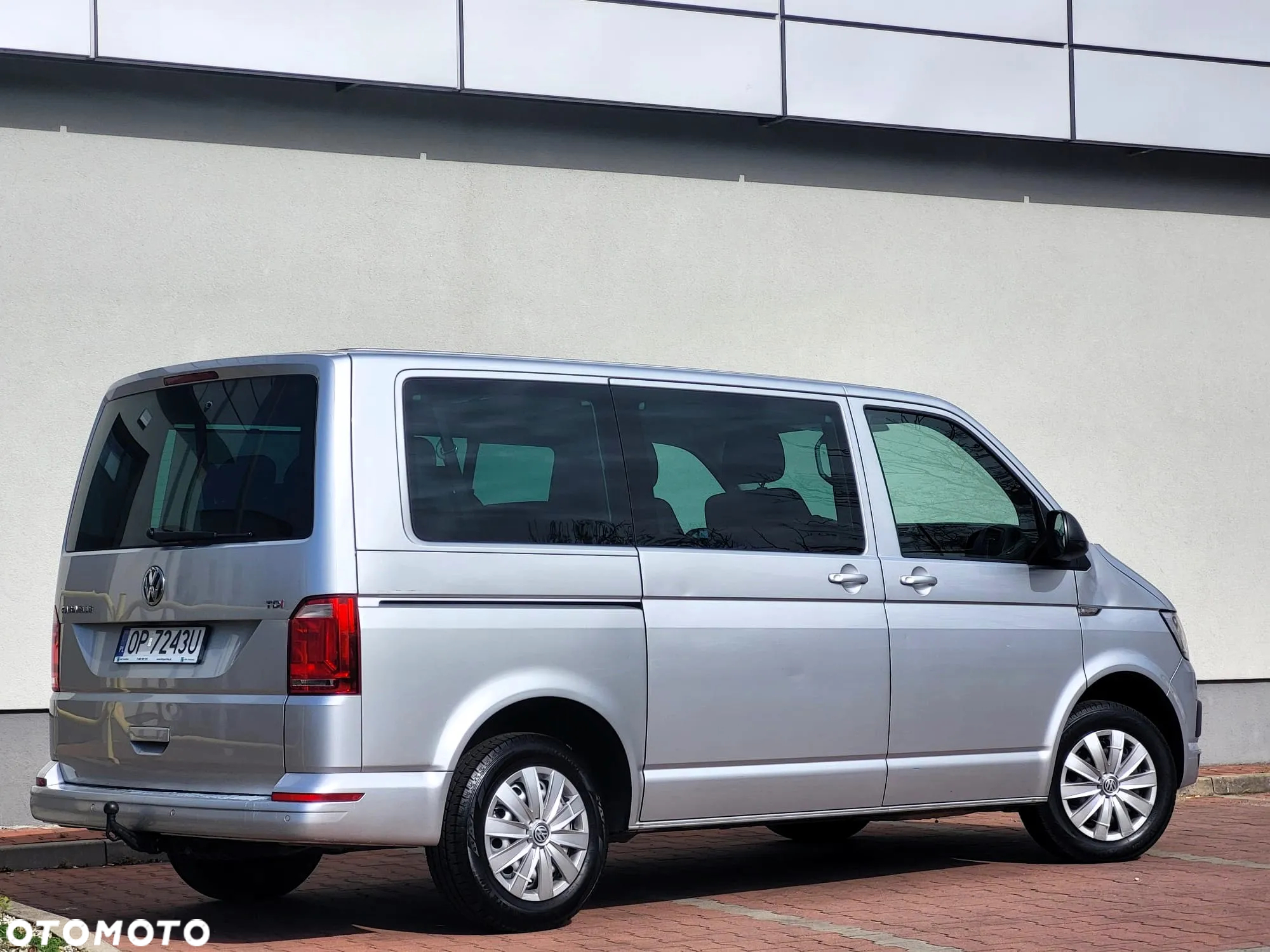 Volkswagen Caravelle 2.0 TDI L1 Comfortline DSG - 3