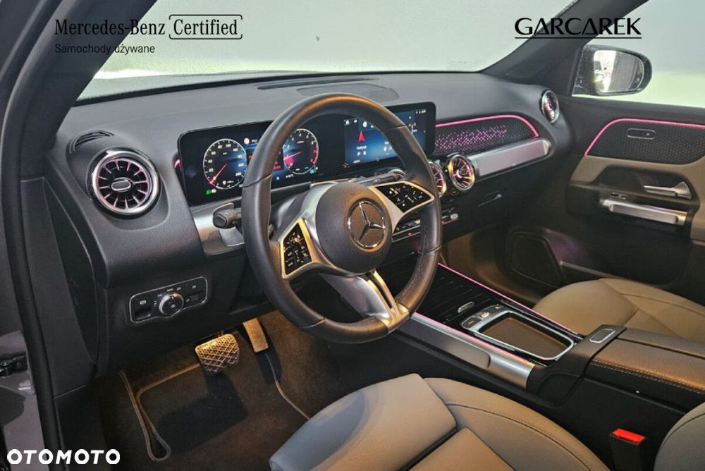 Mercedes-Benz GLB - 17