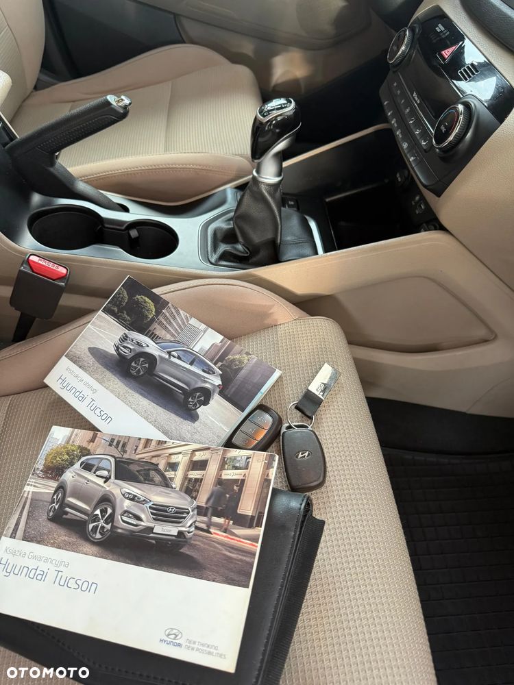 Hyundai Tucson 1.7 CRDI BlueDrive Style 2WD - 14