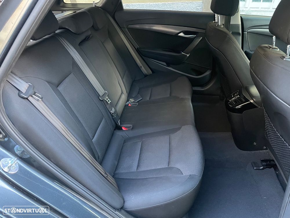 Hyundai i40 SW 1.7 CRDi Blue Classic - 10