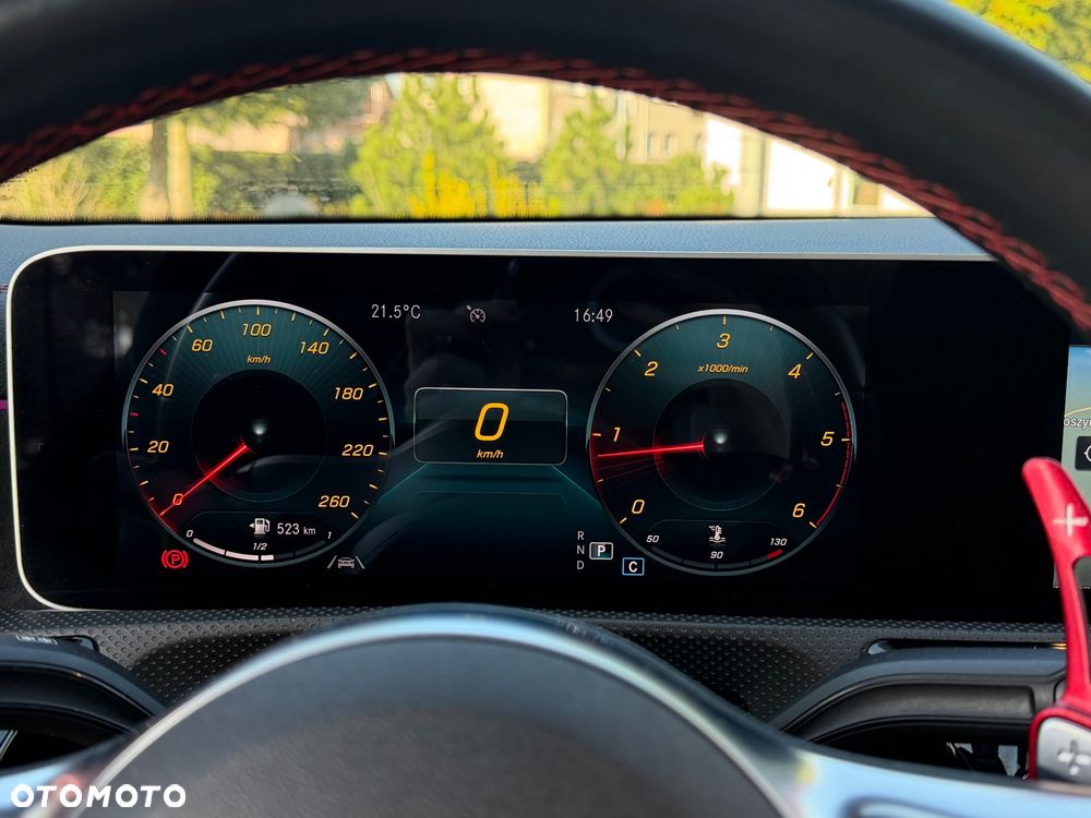 Mercedes-Benz CLA 220 d AMG Line 8G-DCT - 31