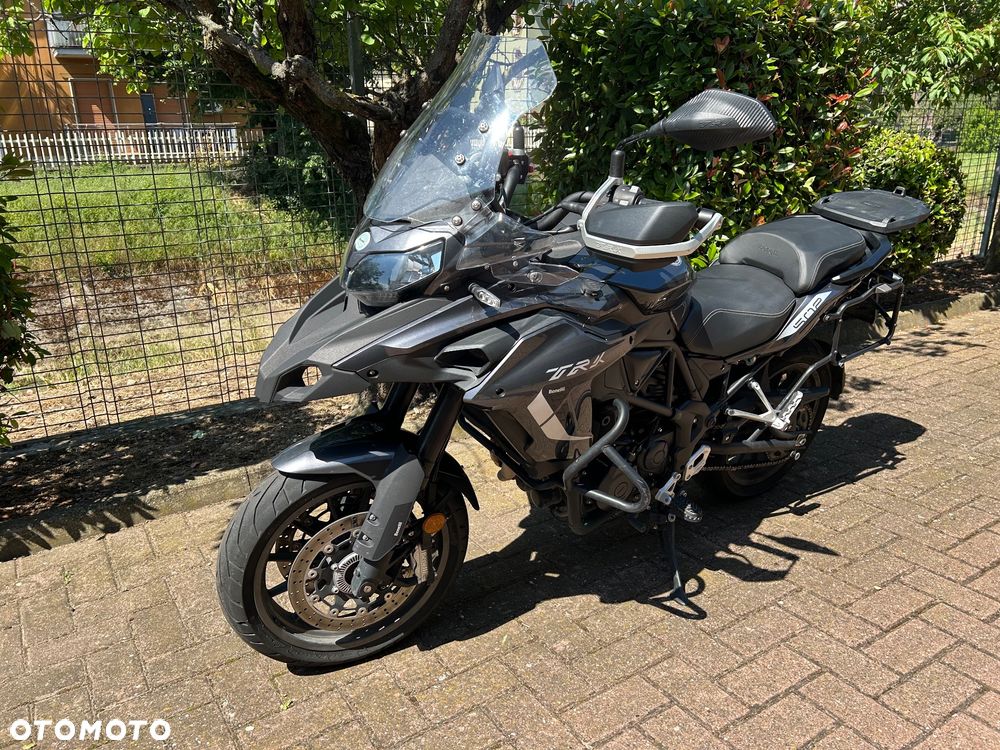 Benelli TRK 502 - 4