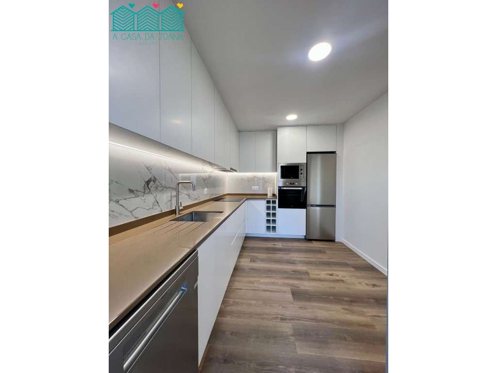 Apartamento T3 com garagem em Coimbra - Grande imagem: 2/19
