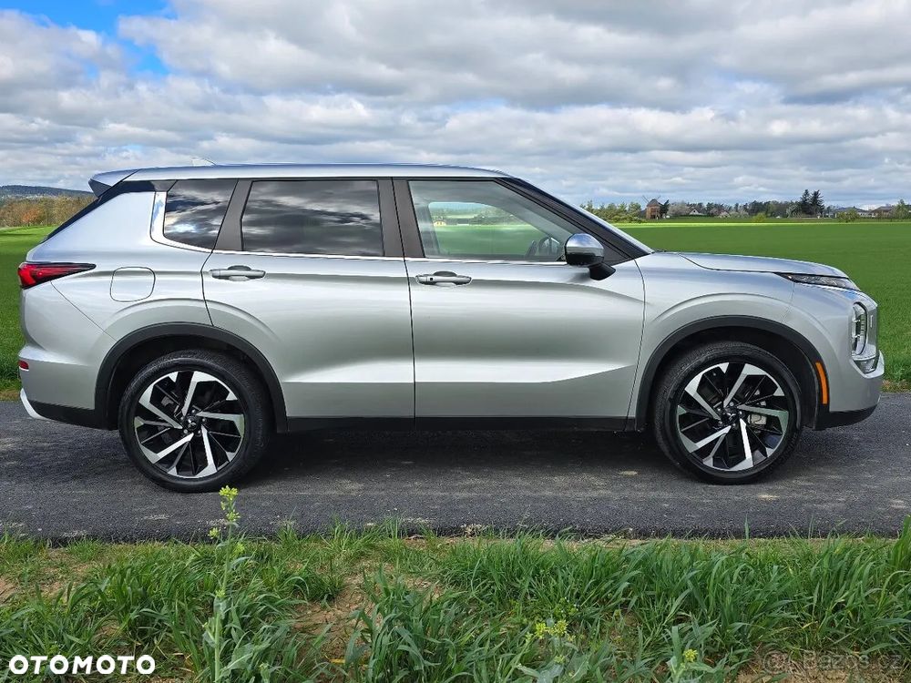 Mitsubishi Outlander 2.4 4WD CVT Intense - 1
