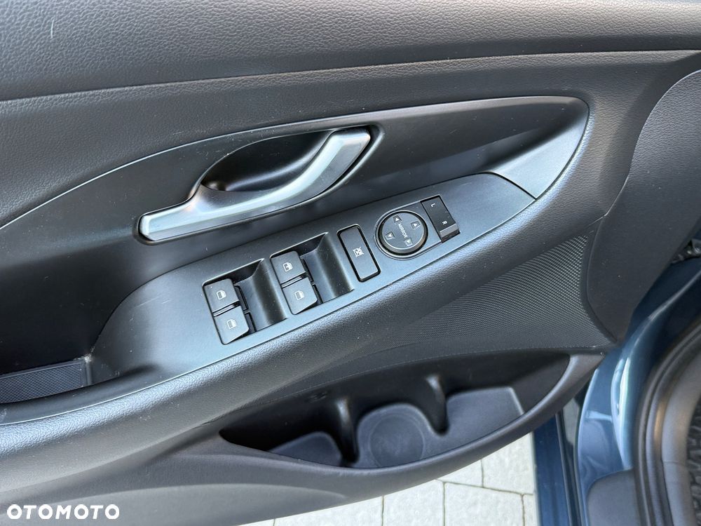 Hyundai i30 1.5 DPI Smart - 33