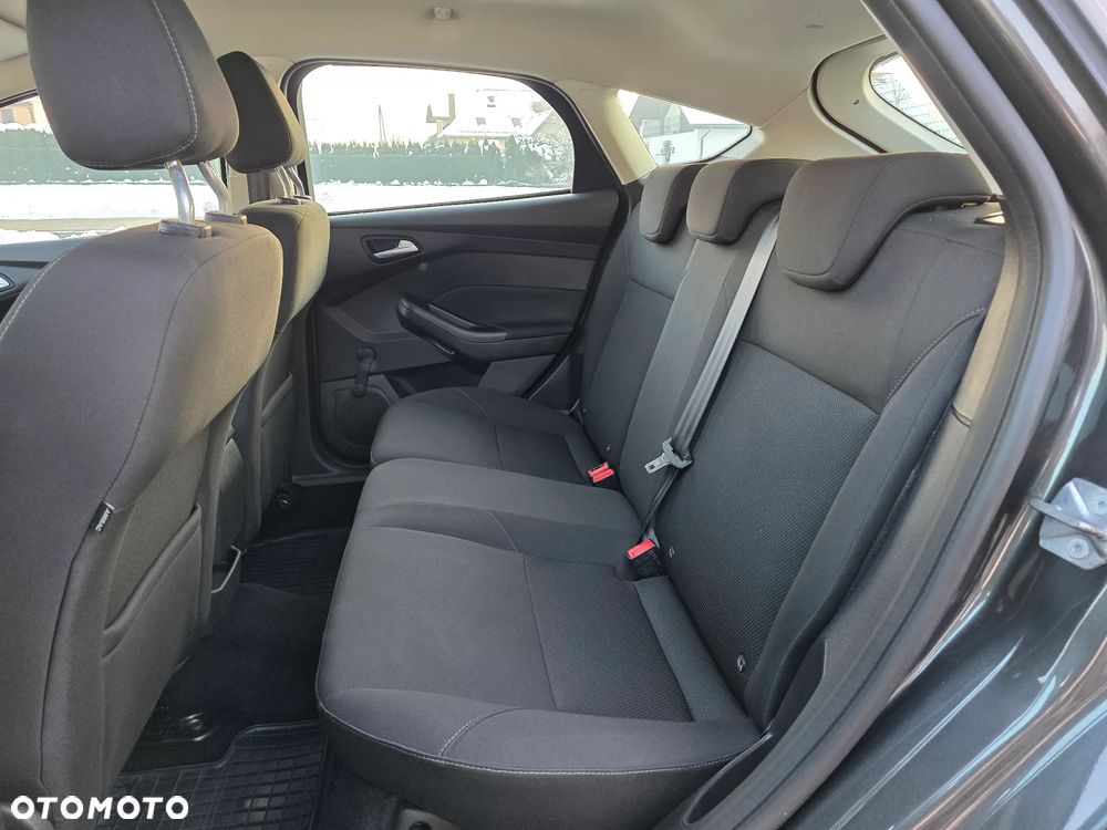 Ford Focus 1.6 SYNC Edition - 14