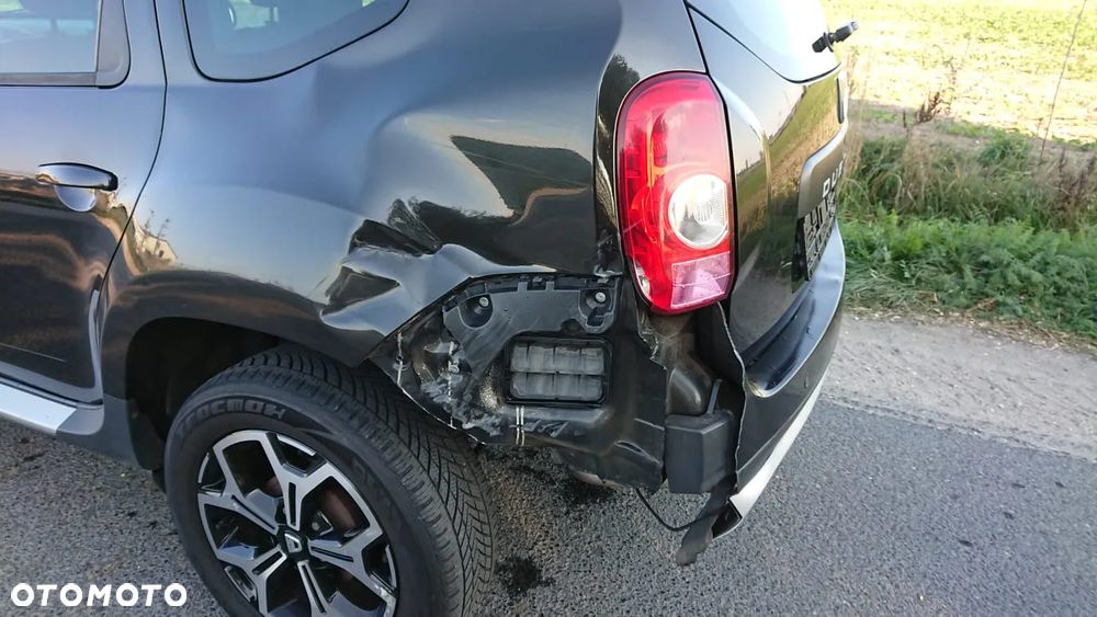 Dacia Duster 1.6 16V 4x4 Prestige - 6