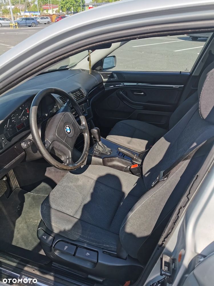 BMW Seria 5 - 11