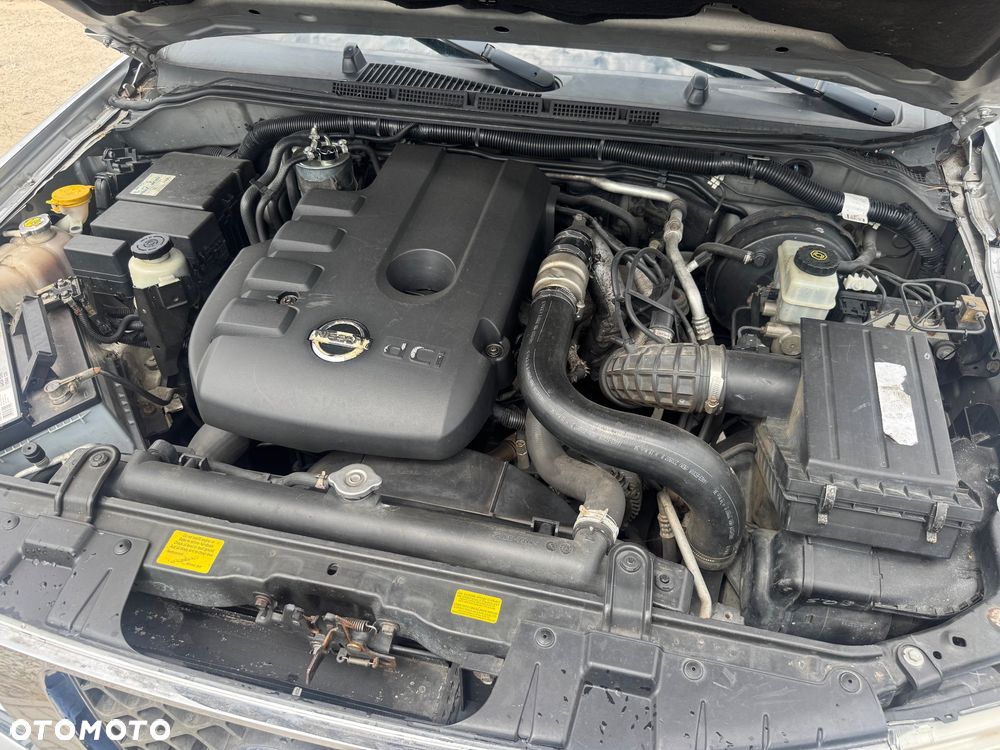 Nissan Navara 2.5 D XE - 9