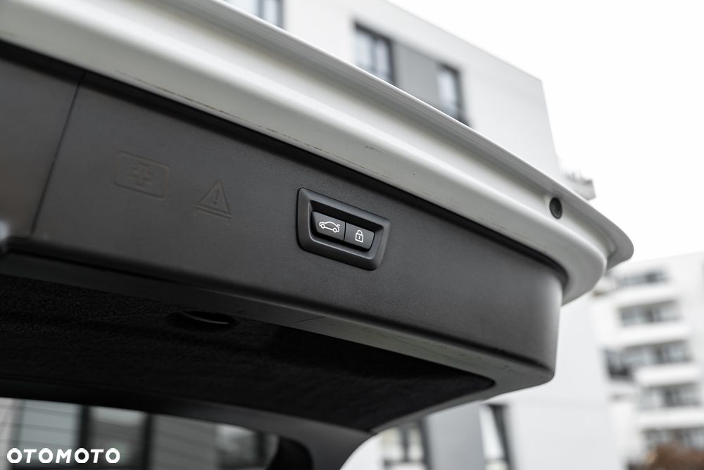 BMW Seria 5 M550d xDrive Touring Sport-Aut - 21