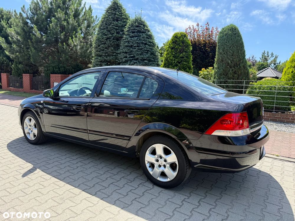 Opel Astra - 4