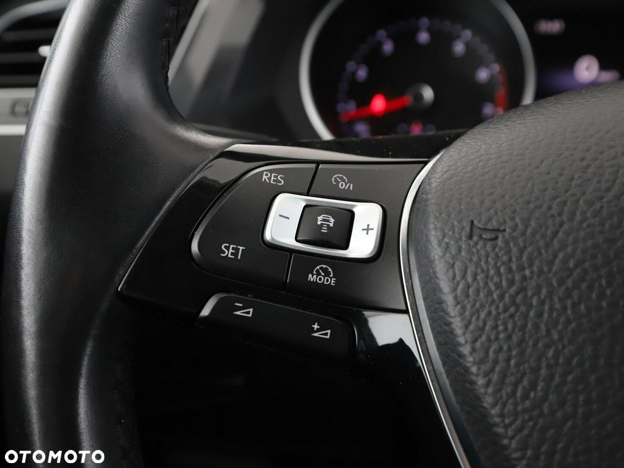 Volkswagen Tiguan 1.4 TSI (BlueMotion Technology) Sound - 34