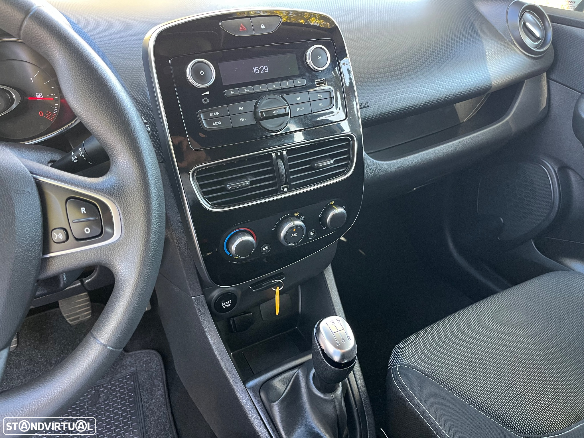 Renault Clio 1.5 dCi Zen C/PM+Pneu+P.R&Go - 11