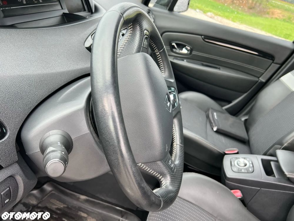 Renault Scenic 1.6 dCi Bose - 18