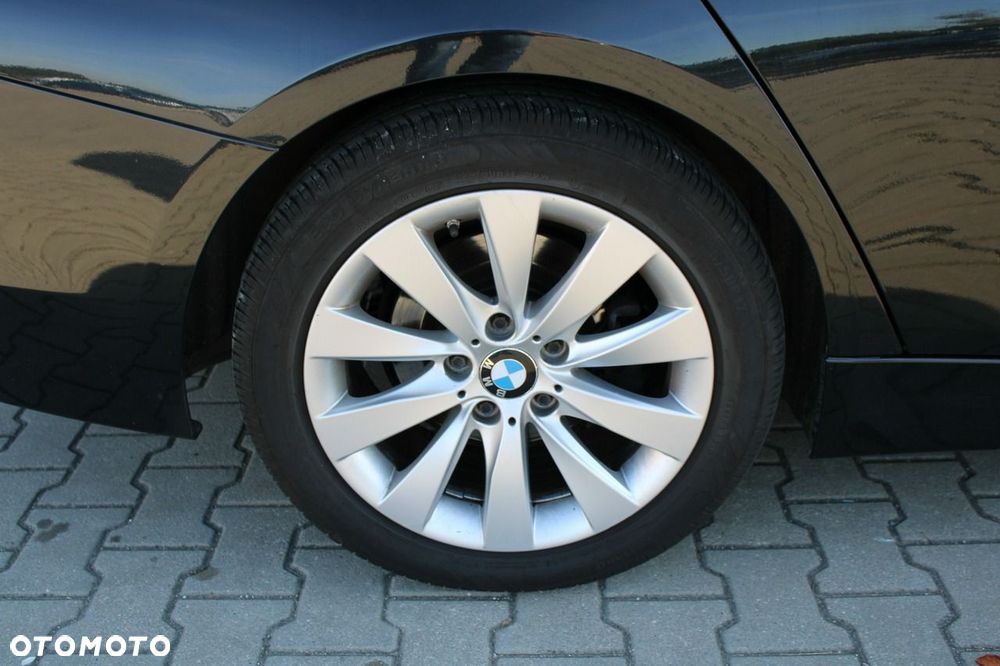 BMW Seria 3 320d Sport-Aut Blue Performance Sport Line - 30
