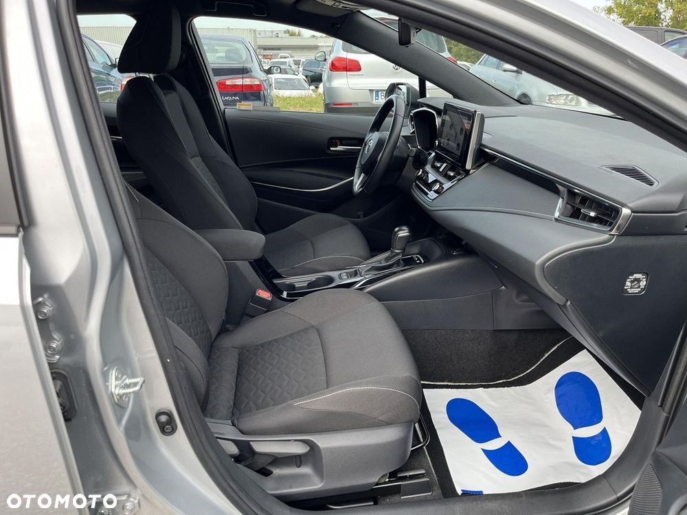 Toyota Corolla 1.8 Hybrid Comfort - 9