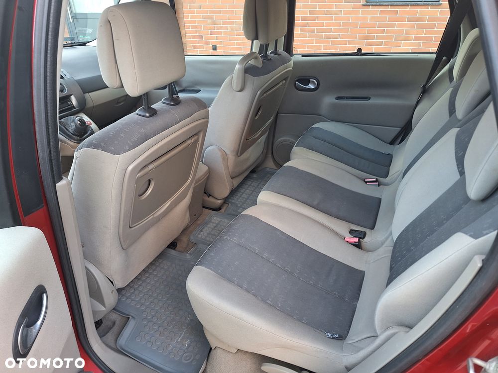 Renault Grand Scenic 1.6 16V Authentique - 8