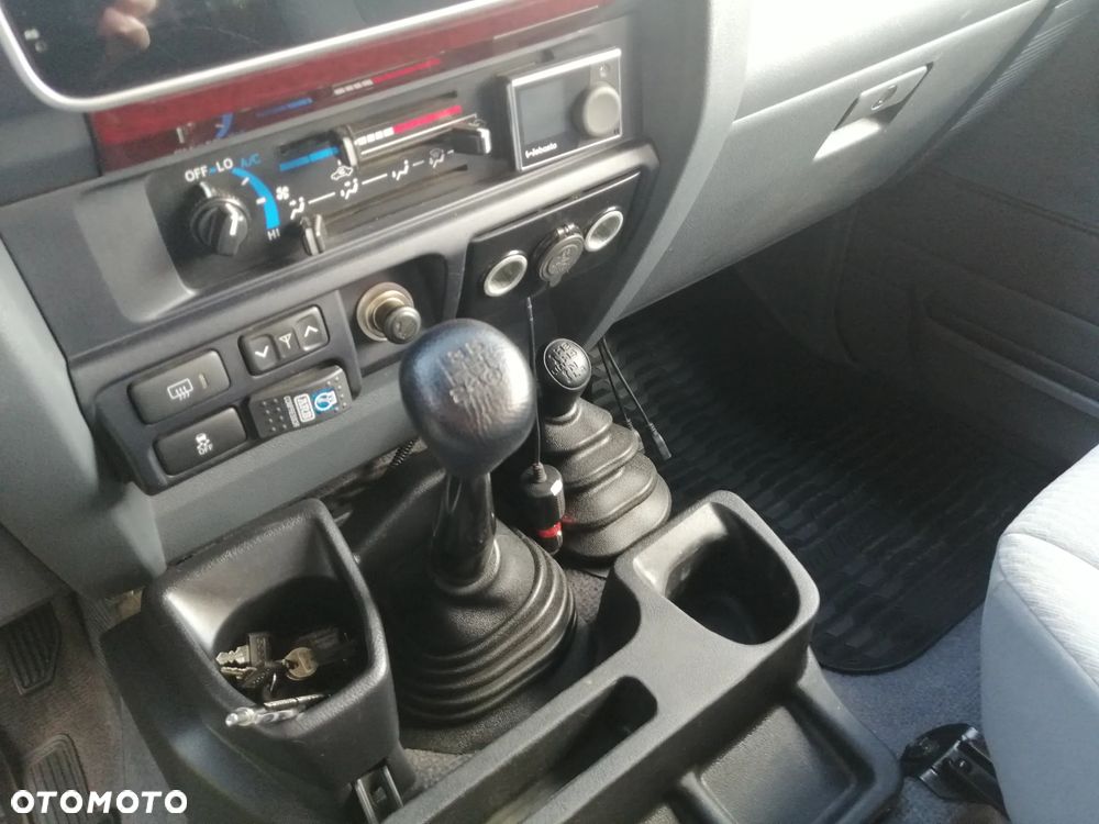 Toyota Land Cruiser - 11