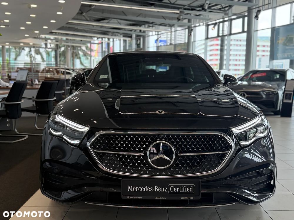 Mercedes-Benz Klasa E 300 4-Matic AMG - 11