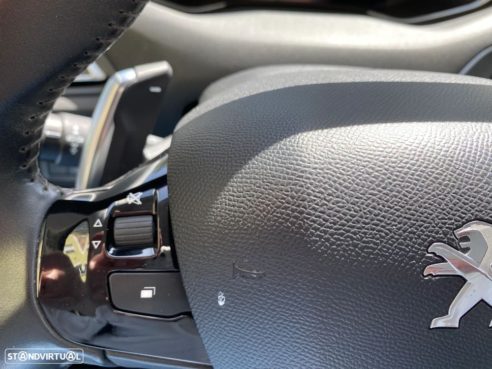 Peugeot 308 SW BlueHDi 130 EAT8 Style - 28