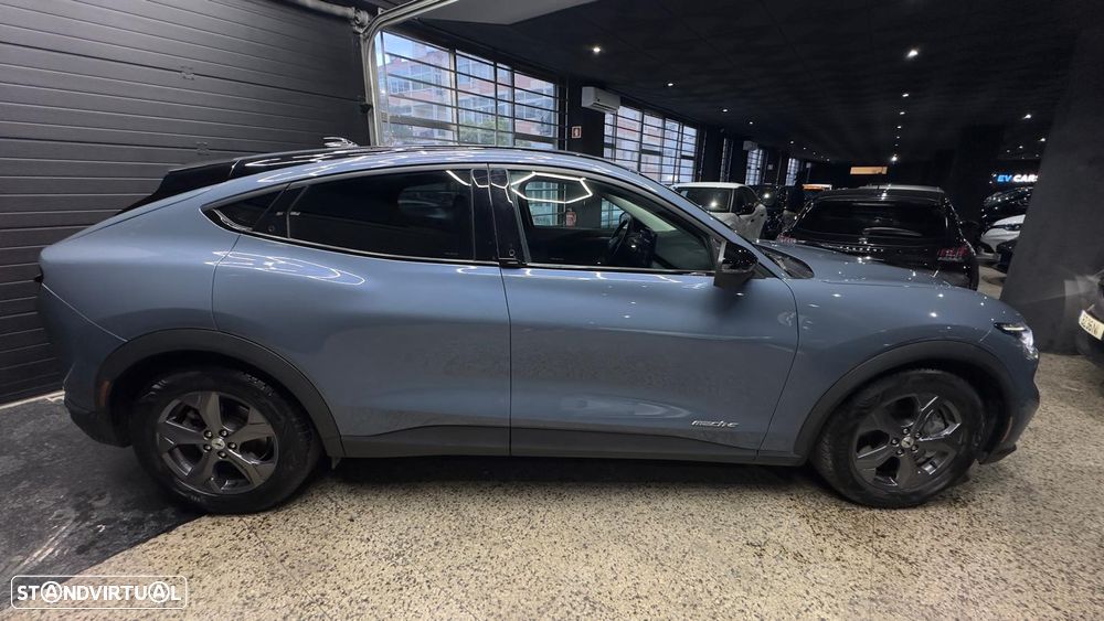 Ford Mustang Mach-E Standard - 6