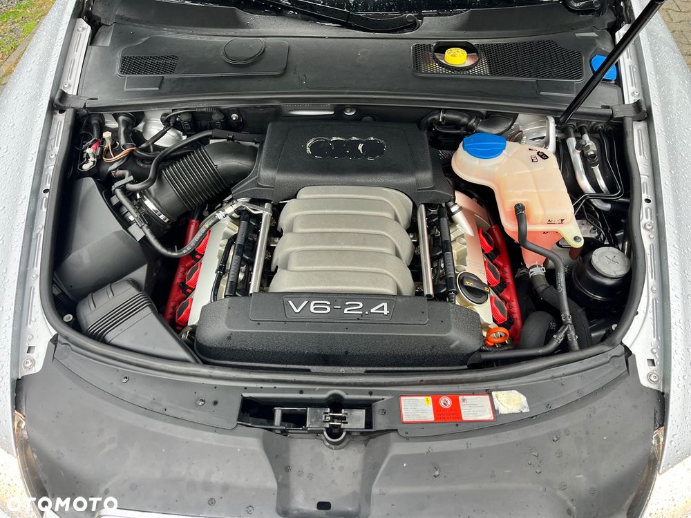 Audi A6 Limousine 2.4 - 31