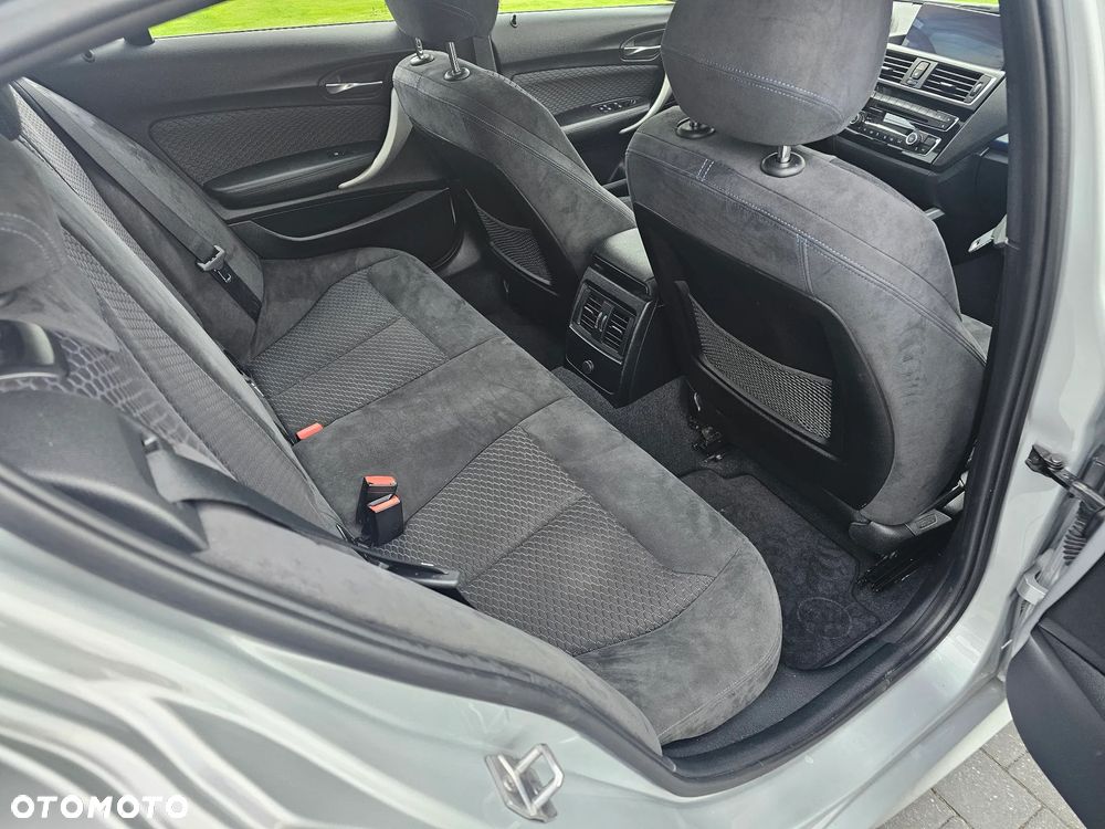 BMW Seria 1 118d M Sport Shadow - 12