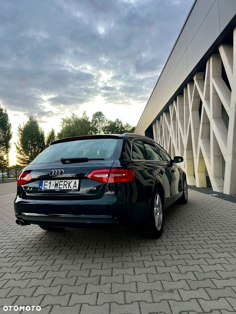 Audi A4 Avant 2.0 TDI - 11