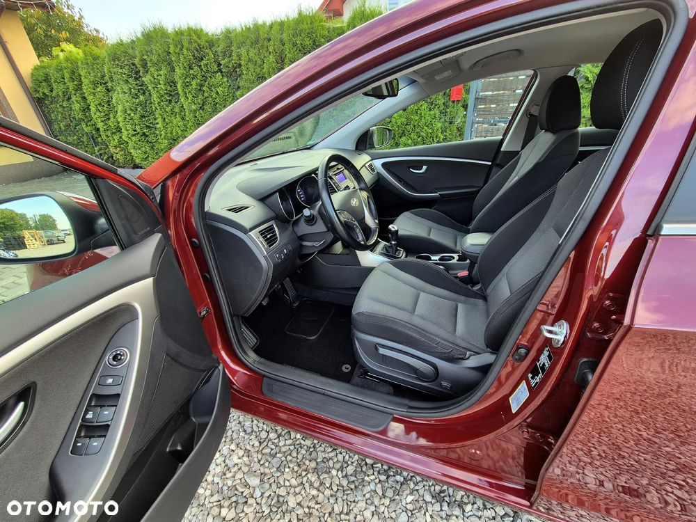 Hyundai i30 1.6 Fifa World Cup Edition - 15