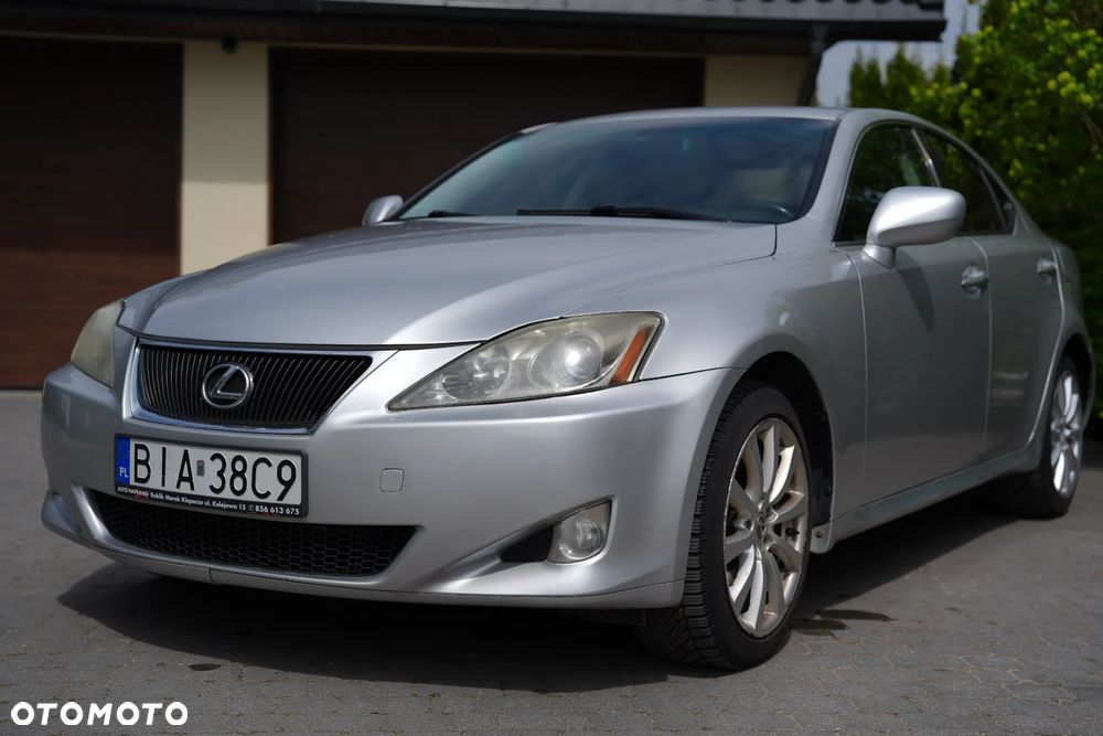 Lexus IS 250 - 9