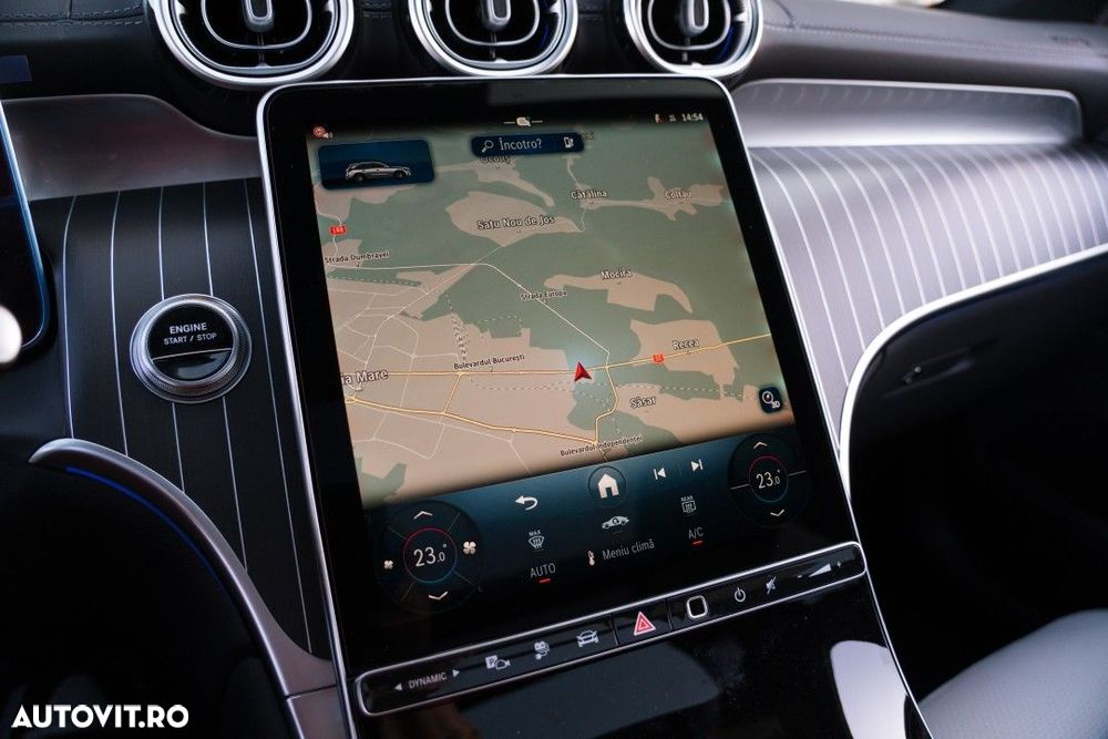 Mercedes-Benz GLC - 38