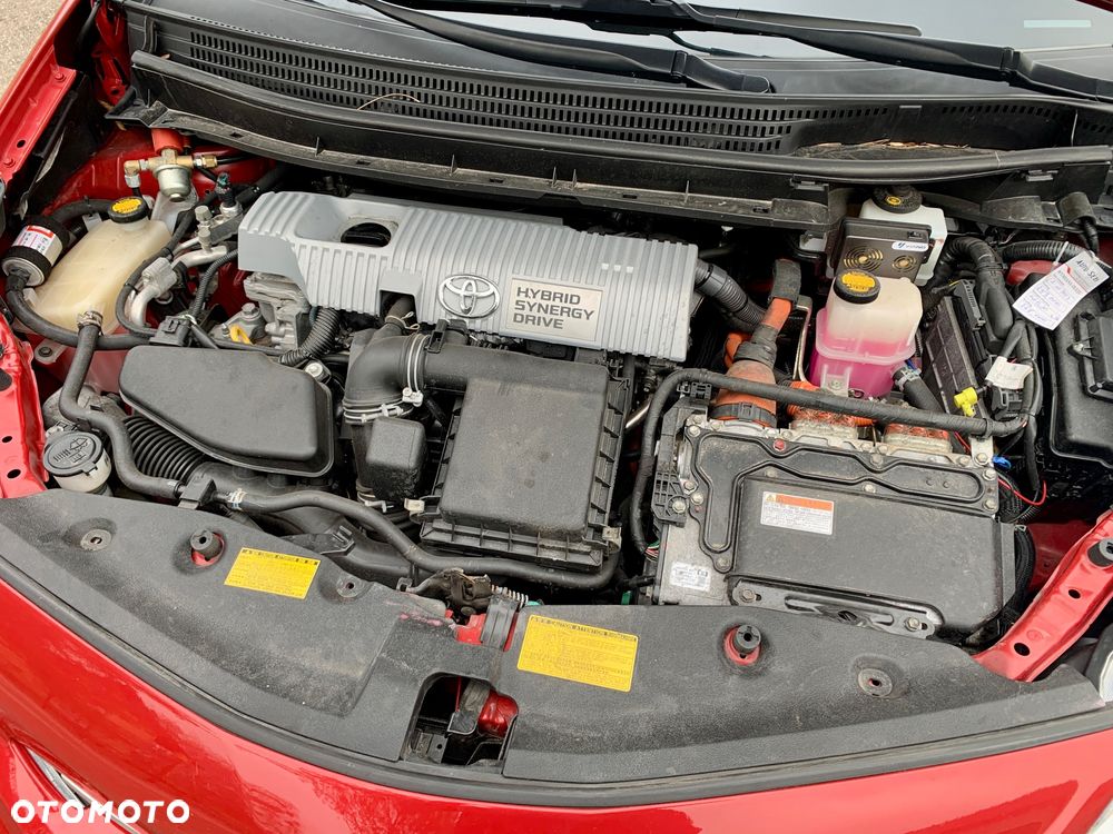Toyota Prius+ - 25
