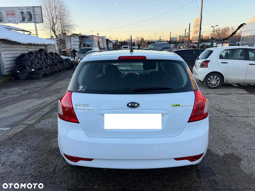Kia Ceed 1.6 Crdi Comfort + - 4